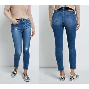 Levi’s Wedgie Fit Skinny Jeans in Pacific Waves Medium Wash Distressed Sz 32